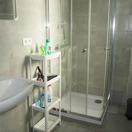 Roosevelt Apartments. Apartment *
