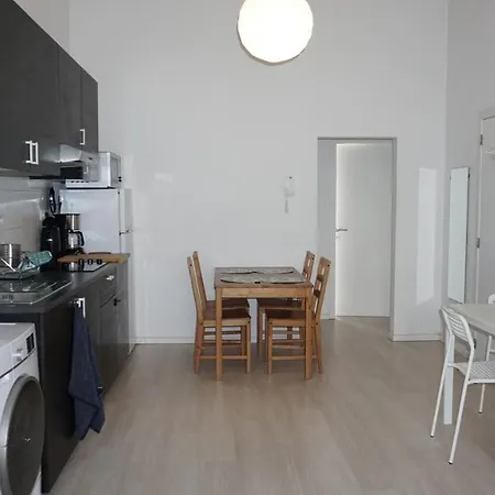 Roosevelt Apartments. 아파트 *